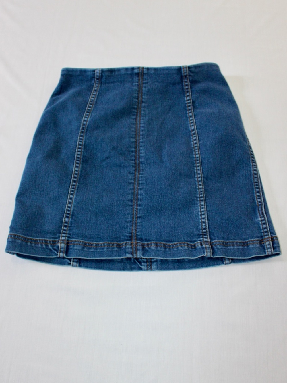 We The Free People Denim Mini Skirt Front Zip Size 12 - see photos/description
